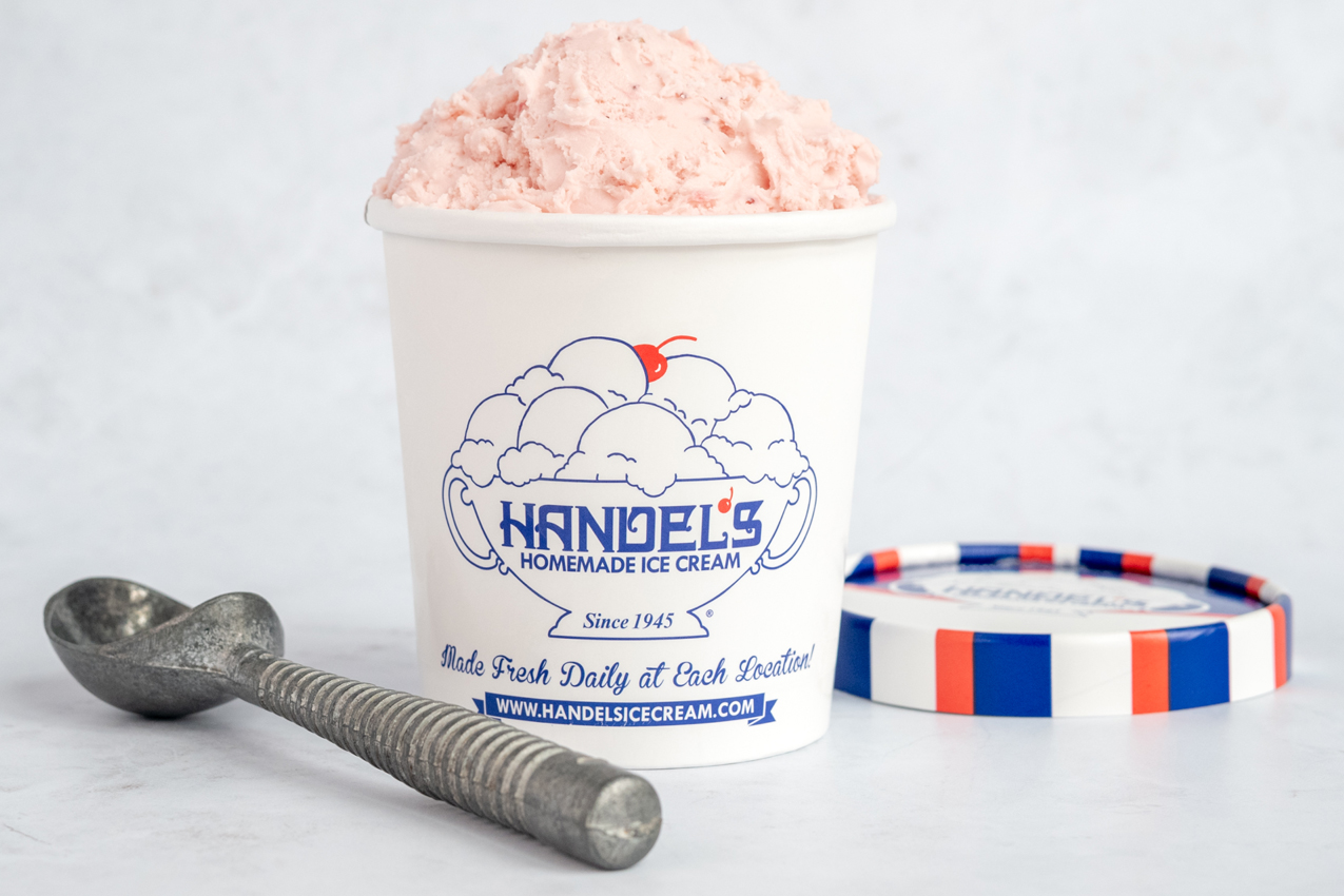 https://d3n2401vhvcfv5.cloudfront.net/_images/company/Handel’s Homemade Ice Cream/1736799517575-Event-Handels-AltonSquare-71.jpg